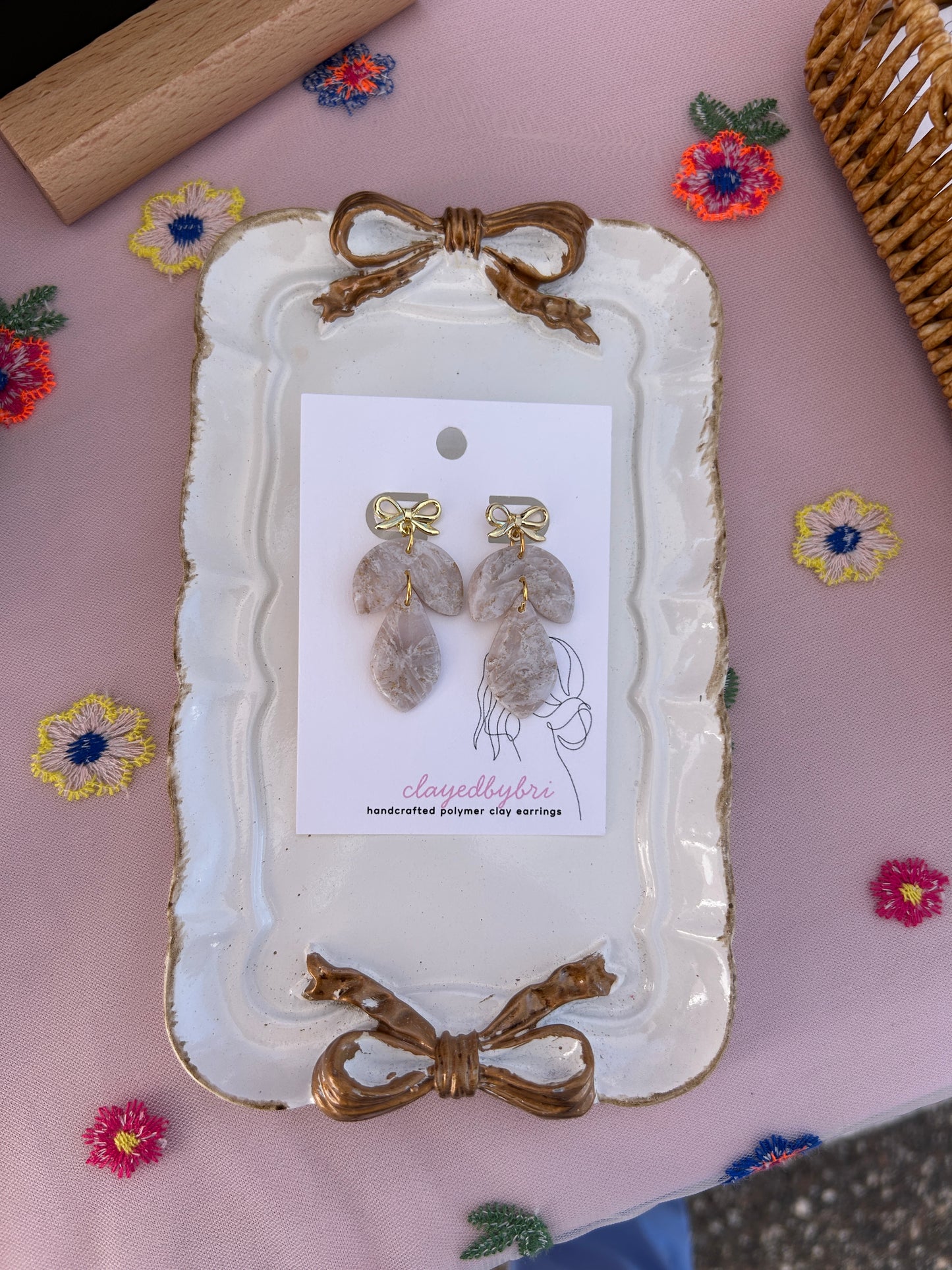 Neutral Tan Marbled Dangle Earrings