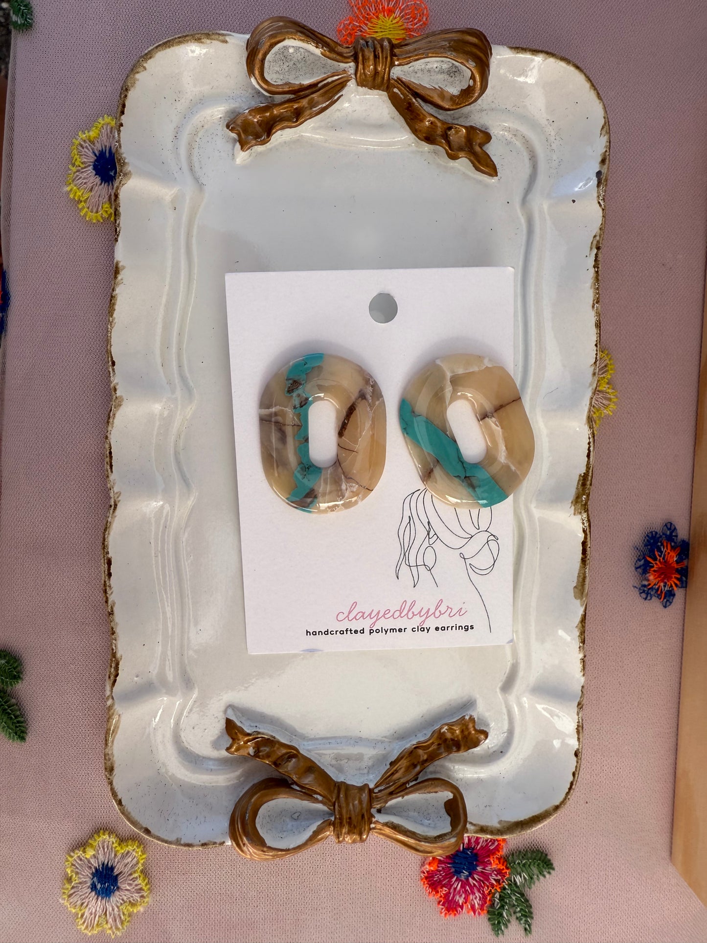 Marbled Oval Shaped Earrings