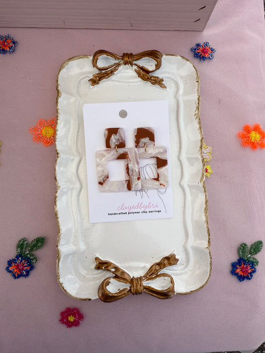 White & Reddish Brown Dangles