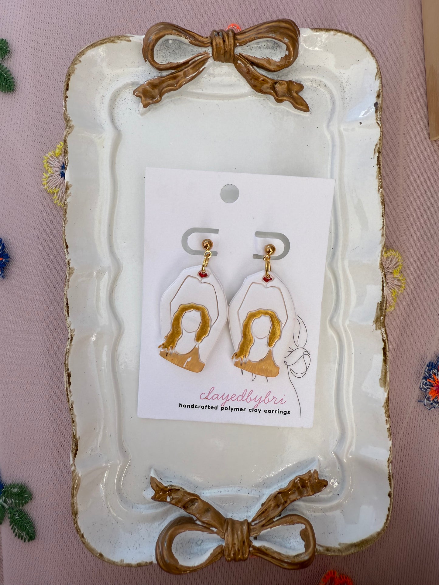 Taylor Swift Dangles