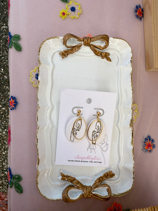 Taylor Swift Invisible String Dangles