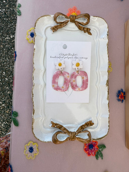 Pink Patterned Daisies