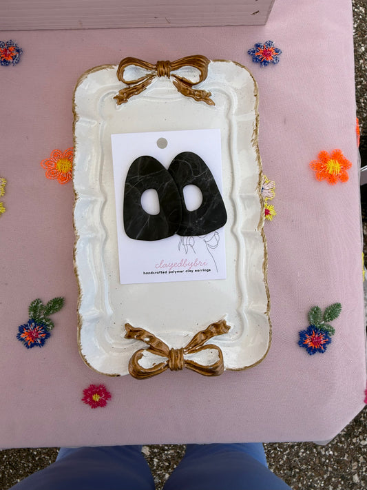 Black Marbled Arches